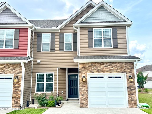 1807 Fox Den Way 6, Greenville, NC 27858
