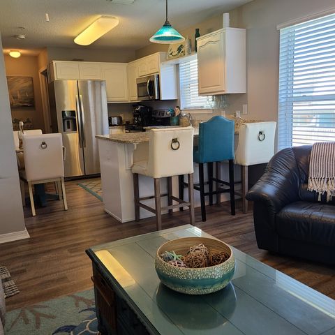 8436 Gulf Blvd, 714, Navarre, FL 32566