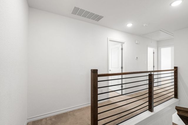 223 Flowers Ave, Hutto, TX 78634