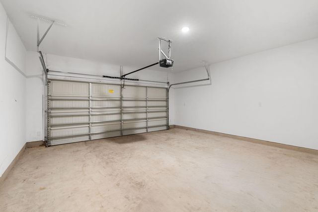 223 Flowers Ave, Hutto, TX 78634