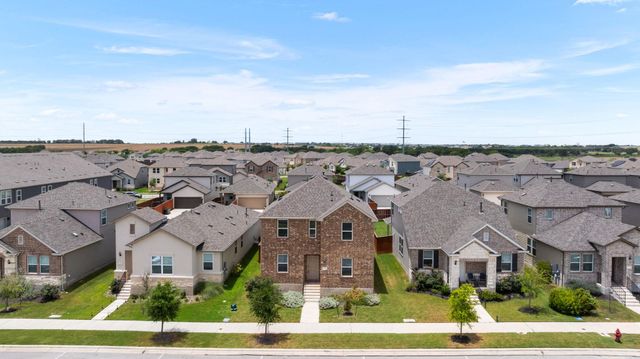223 Flowers Ave, Hutto, TX 78634
