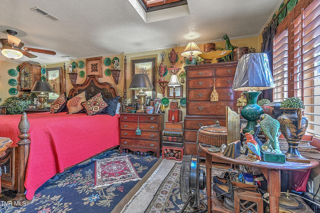 58 Whitehall 3, Bristol, TN 37620