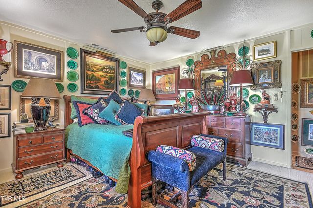 58 Whitehall 3, Bristol, TN 37620