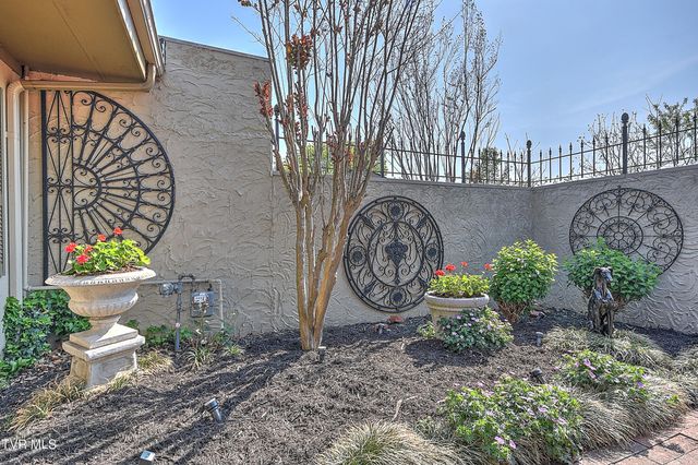 58 Whitehall 3, Bristol, TN 37620