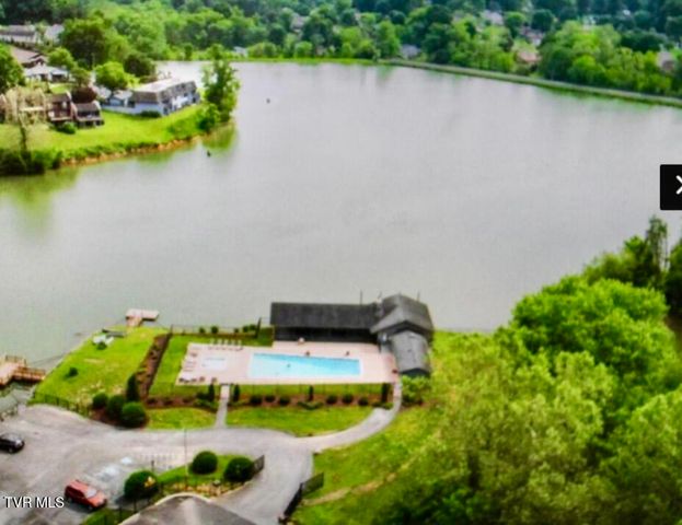 58 Whitehall 3, Bristol, TN 37620