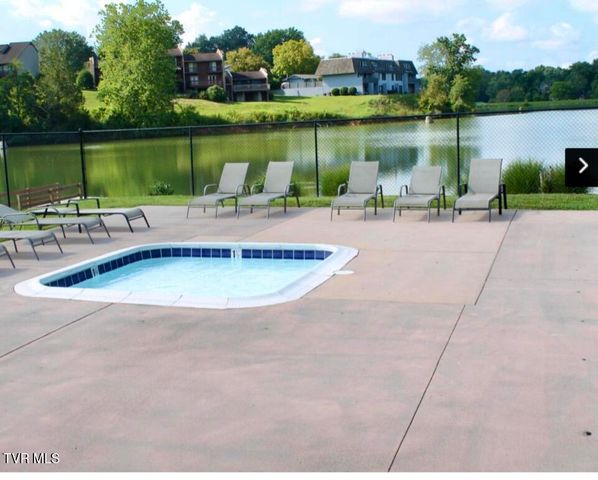 58 Whitehall 3, Bristol, TN 37620