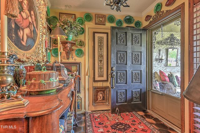 58 Whitehall 3, Bristol, TN 37620