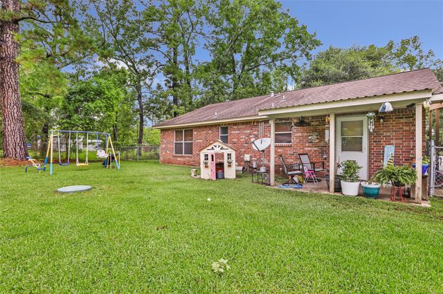 282 County Road 6769, Dayton, TX 77535