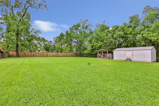 282 County Road 6769, Dayton, TX 77535