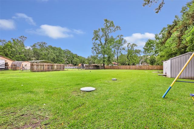 282 County Road 6769, Dayton, TX 77535