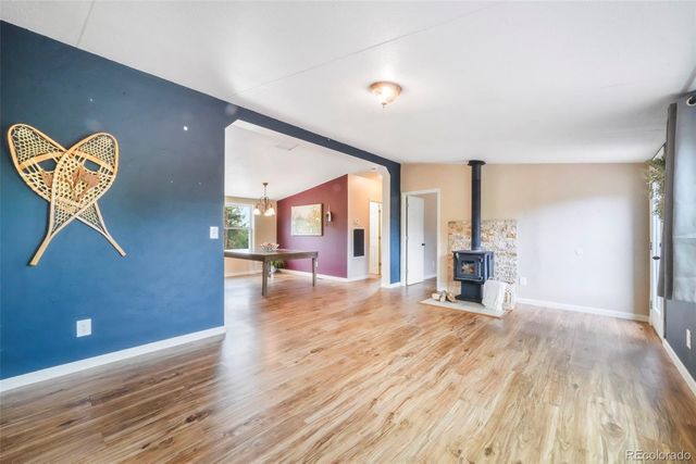 696 Calle De La Nieva, Florissant, CO 80816