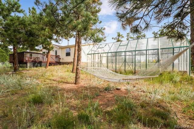 696 Calle De La Nieva, Florissant, CO 80816