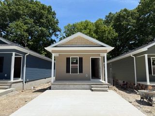 321 s Gentry St, Tullahoma, TN 37388