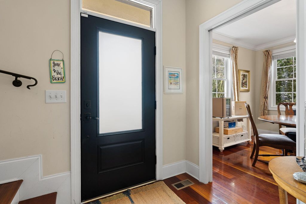 Image 6 of property listing at 2910 Maritime Forest Drive, Johns Island, SC 29455