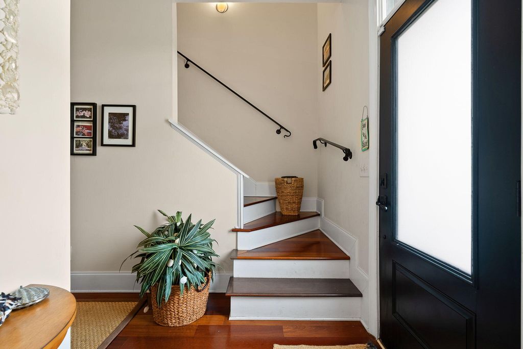 Image 7 of property listing at 2910 Maritime Forest Drive, Johns Island, SC 29455