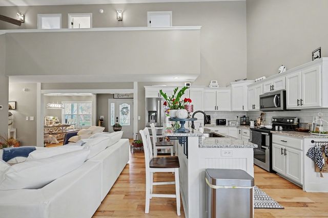 71 Sheridan Hills Drive, Marble, NC 28905