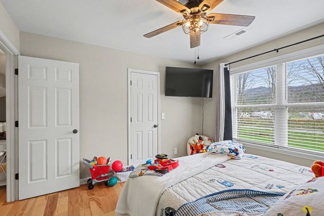 71 Sheridan Hills Drive, Marble, NC 28905