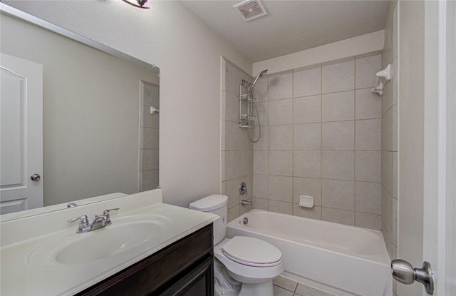 17702 Jacobs Ladder Court, Tomball, TX 77377