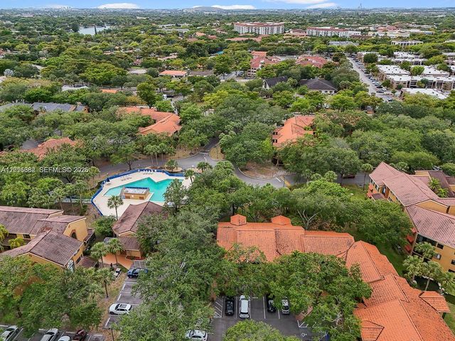 15533 N Miami Lakeway N 101-19, Miami Lakes, FL 33014