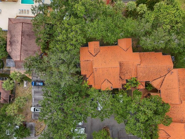 15533 N Miami Lakeway N 101-19, Miami Lakes, FL 33014