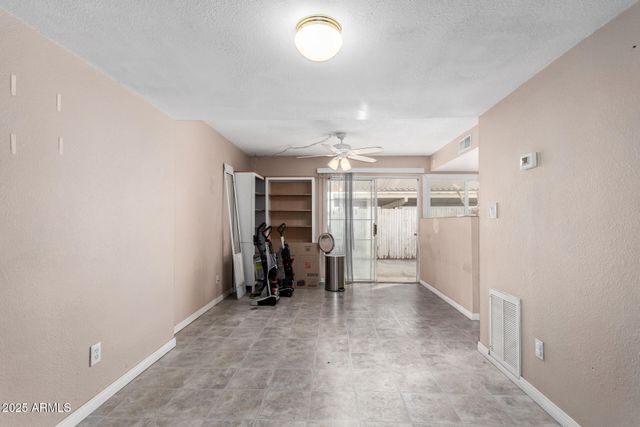 225 N Standage Road 103, Mesa, AZ 85201