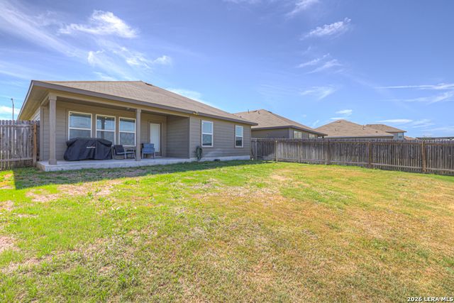 2121 WOOD DRAKE LN, New Braunfels, TX 78130