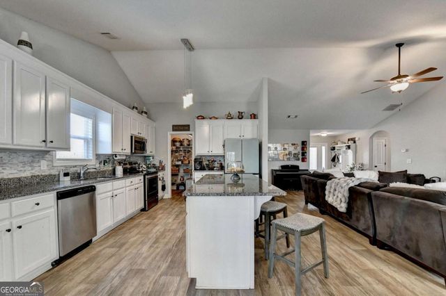 204 Lynn Road, Bethlehem, GA 30620