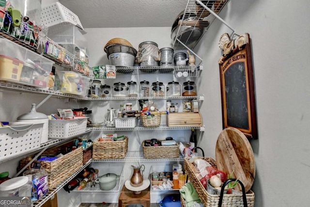 204 Lynn Road, Bethlehem, GA 30620