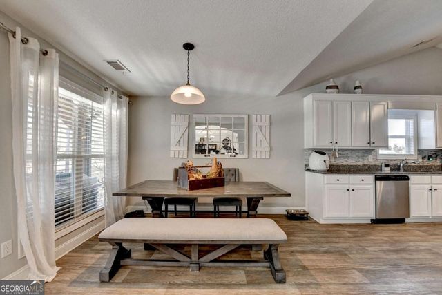 204 Lynn Road, Bethlehem, GA 30620