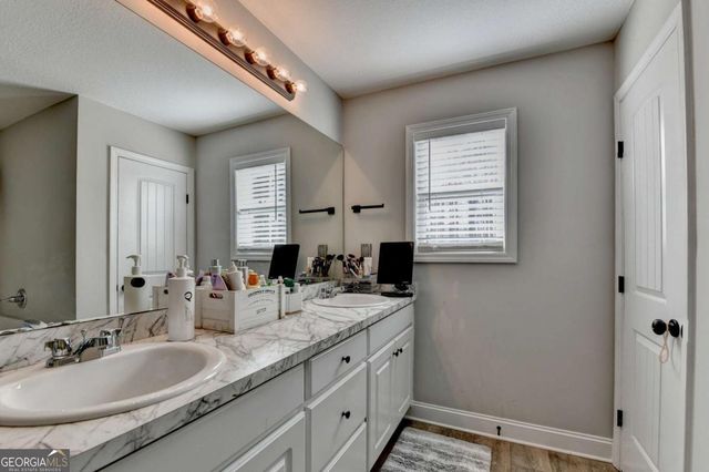 204 Lynn Road, Bethlehem, GA 30620