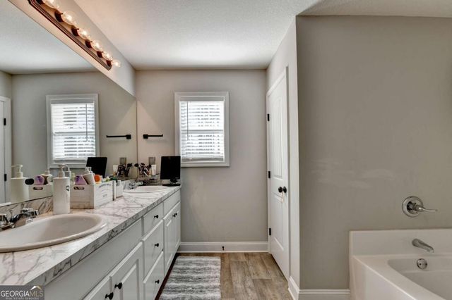 204 Lynn Road, Bethlehem, GA 30620