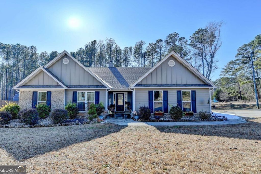 204 Lynn Road, Bethlehem, GA 30620