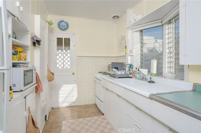 114 5th, Seal Beach, CA 90740