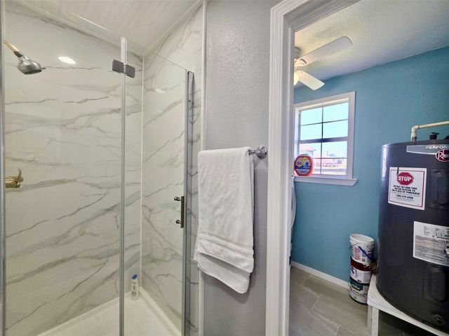 325 Texas Street, Freeport, TX 77541