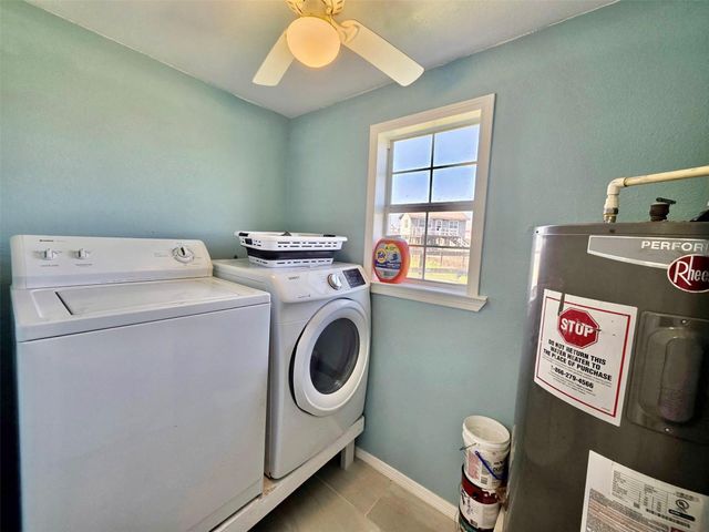 325 Texas Street, Freeport, TX 77541