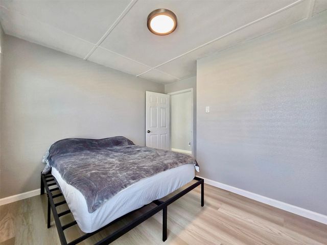 325 Texas Street, Freeport, TX 77541