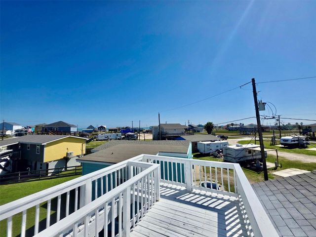 325 Texas Street, Freeport, TX 77541