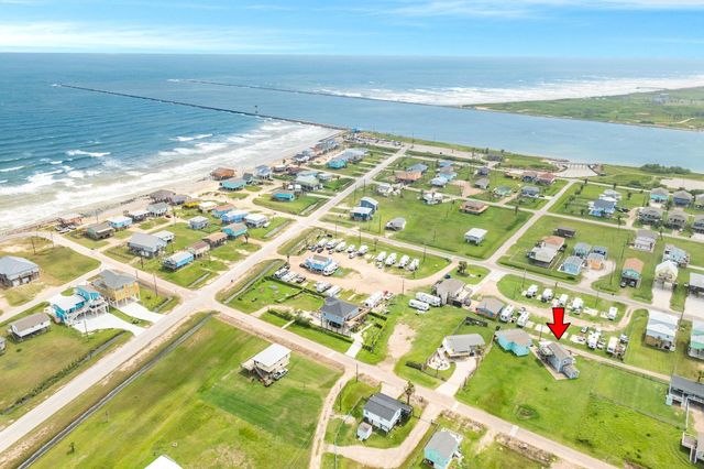 325 Texas Street, Freeport, TX 77541