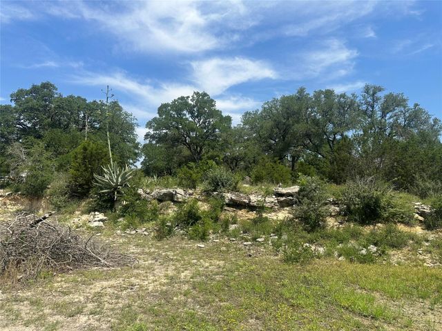 543 Narrows RD, Blanco, TX 78606