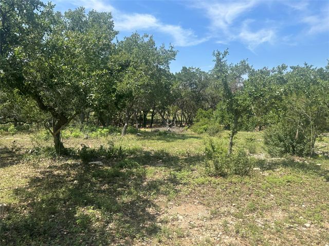 543 Narrows RD, Blanco, TX 78606