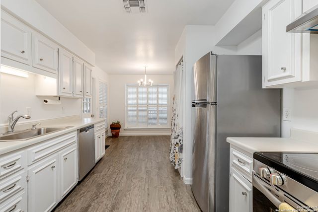 7926 Broadway Apt 101, San Antonio, TX 78209