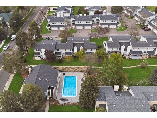 2598 S Vaughn Way #B, Aurora, CO 80014