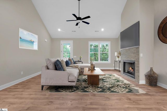 170 Stewart Lake Road, Pelzer, SC 29669