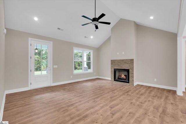 170 Stewart Lake Road, Pelzer, SC 29669