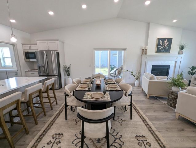 6679 Redpoll Road, Middleton, WI 53562