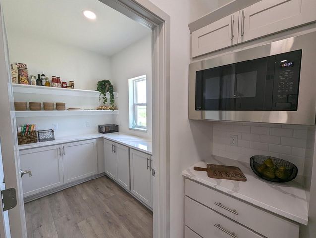 6679 Redpoll Road, Middleton, WI 53562