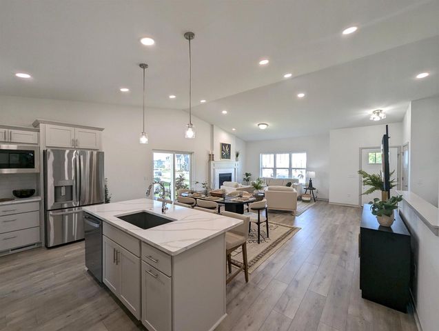 6679 Redpoll Road, Middleton, WI 53562