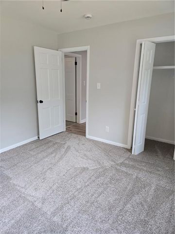 701 Willowmoore Avenue, Thomasville, NC 27360