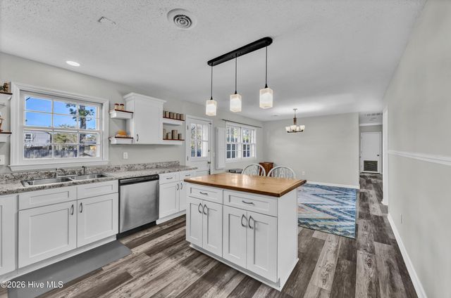 111 Deerwood Drive, Wilmington, NC 28405