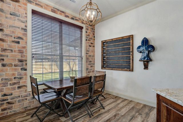 922 N Ridgemont Road, Republic, MO 65738